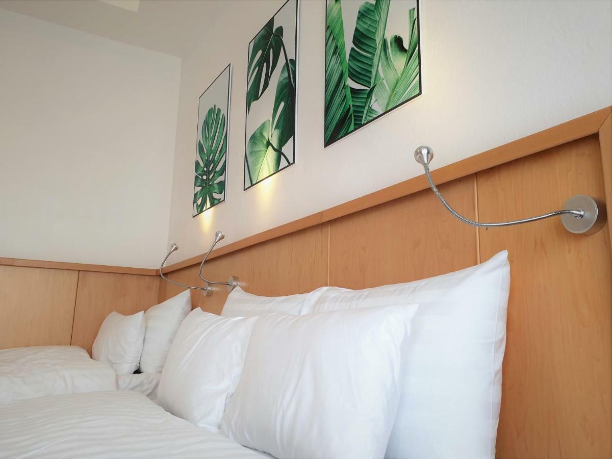 Mio Hotel Куи Нхон Екстериор снимка