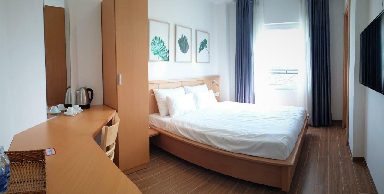 Mio Hotel Куи Нхон Екстериор снимка